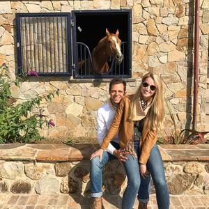 Meet your Posher, Dana